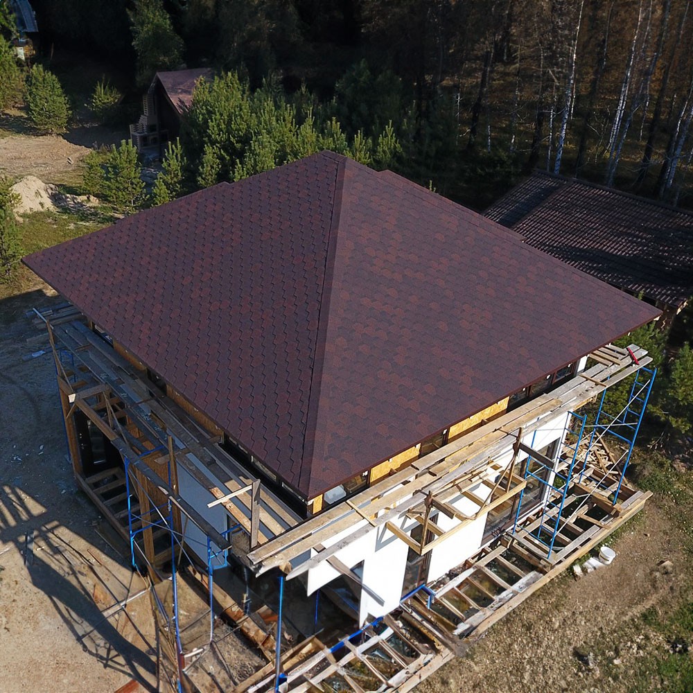 Шатровая крыша в Жиздре и Калужской области
